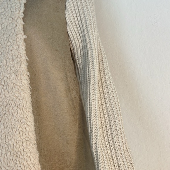 Furry Jacket - Picture 3 of 7